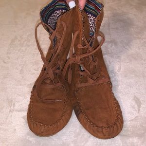 Woman’s trendy native inspired boots